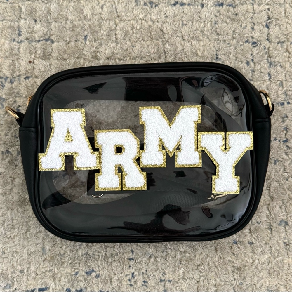 Clear crossbody stadium bag